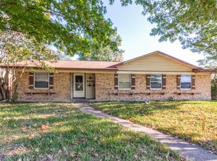 2218 Aloha Dr, Mesquite, TX