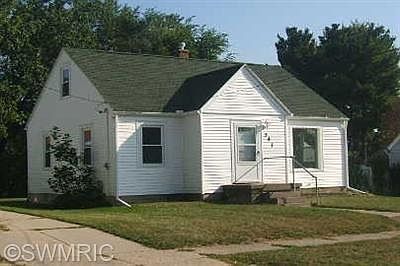 1st image of 547 Ferris St NW