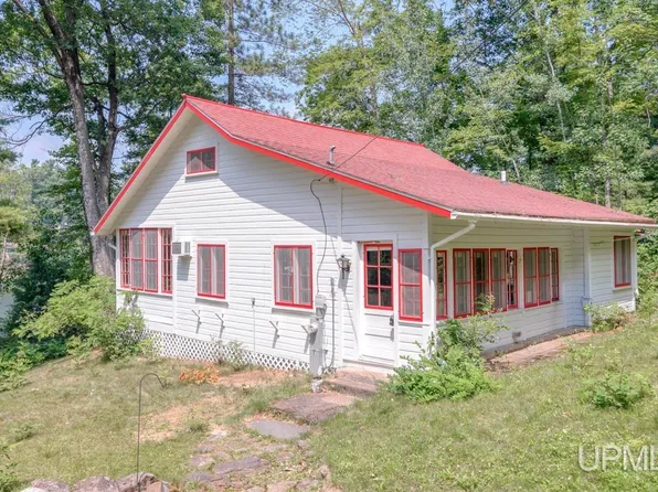 4743 Town Rd W, Florence, WI 54121