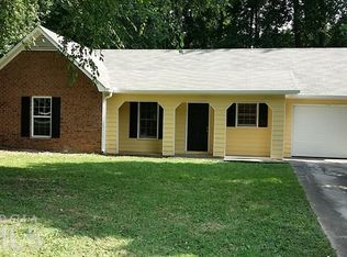 864 Bartow Ct, Riverdale, GA 30274