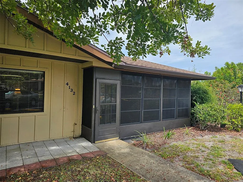 2 bed, 2.0 bath, 1044 sqft, $2,900 — Photo 3