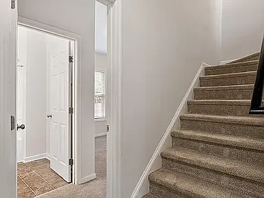 650 Ganyard Farm Way Photo 1