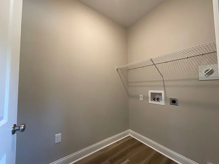 819 Ellis St — Photo 18