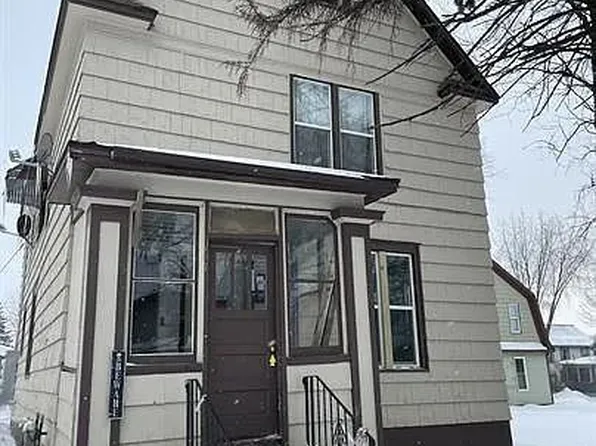 707 S 5th Ave APT 3, Virginia, MN 55792