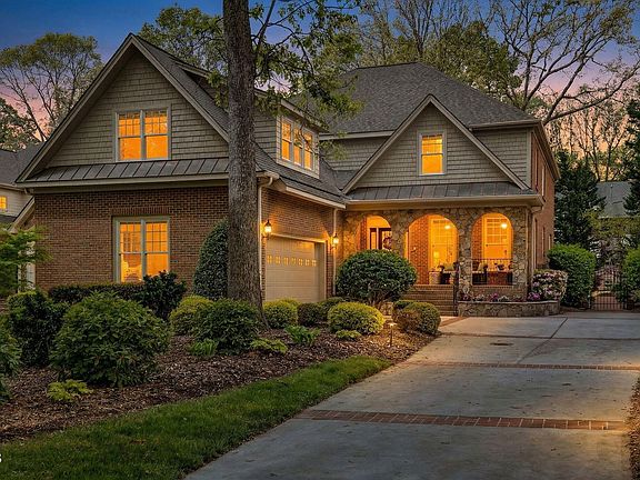 2nd image of 2032 Langham Ln