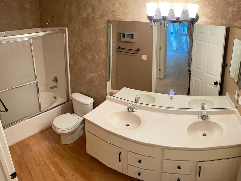 1140 Opal St #202 — Photo 7