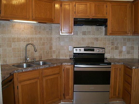 5th image of 2617 Knoxville Dr
