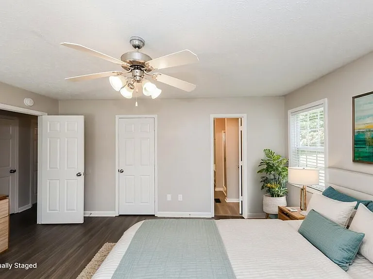 222 Fairview Oak Pl — Photo 12