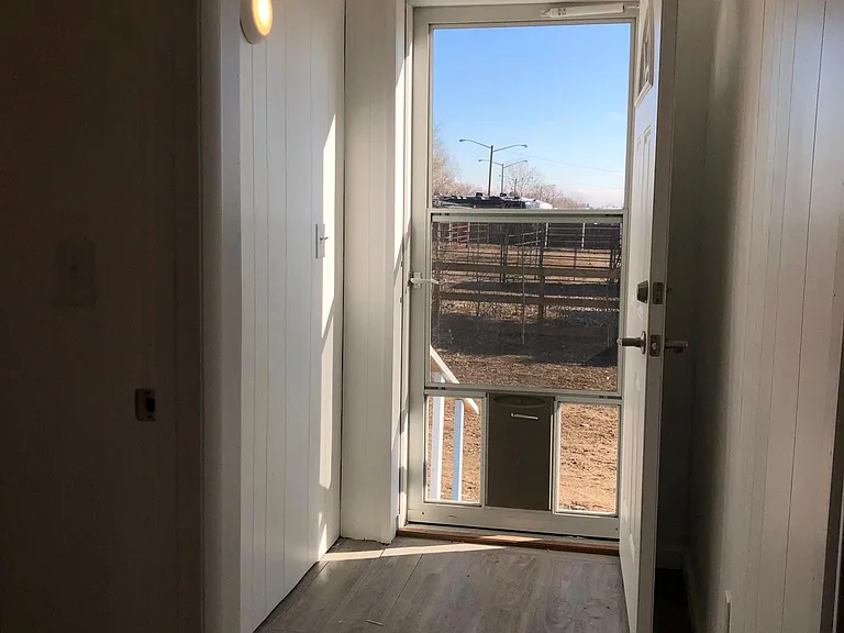 4730 Indiana St — Photo 27