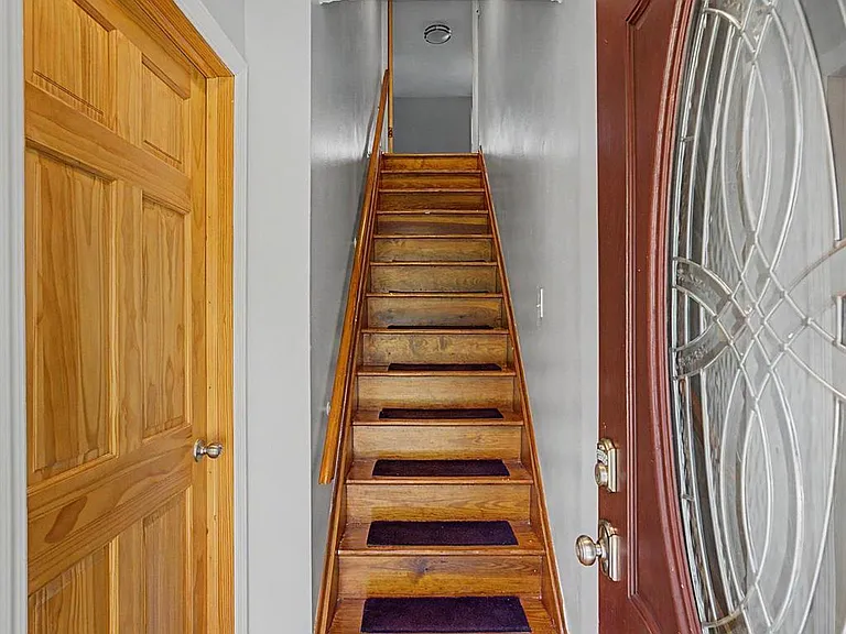 18 Heath Ln — Photo 4
