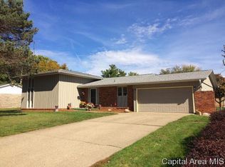 2104 Kenwood Ave, Springfield, IL 62704