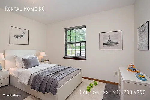4813 Woodward St — Photo 6