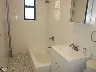 Rented by Kian Realty