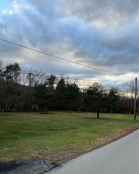 2nd image of 0 Pine Ridge Dr
