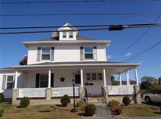 35 Pleasant St, Cranston, RI 02910