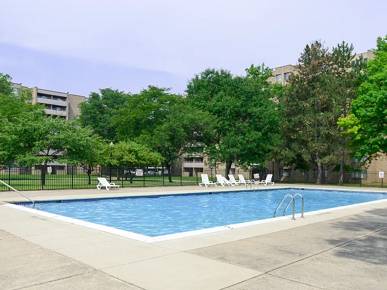 The Heights of Southfield Apartments — Photo 12