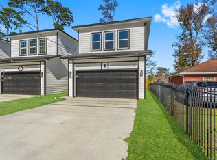 8161 Crestview Dr, Houston, TX 77028