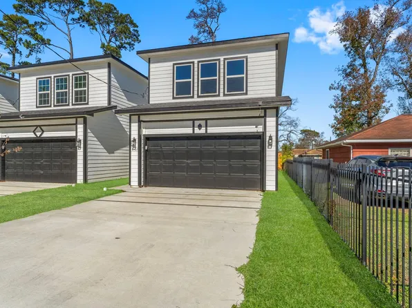 8161 Crestview Dr, Houston, TX 77028