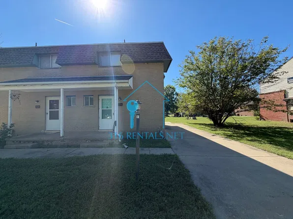 733 Westhaven Dr, Newton, KS 67114