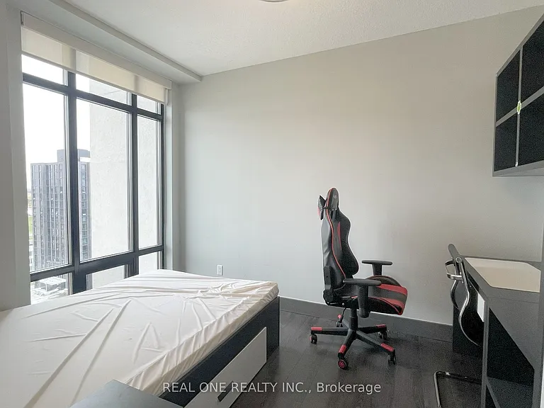 330 Phillip St #S2001 — Photo 13