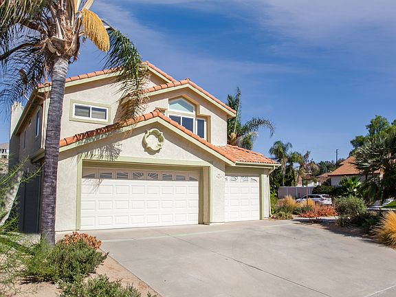 3rd image of 40190 Holden Cir