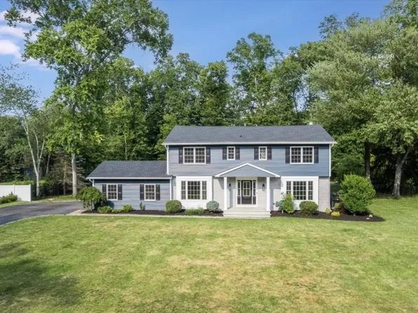 42 Berkshire St, Hanover Twp., NJ 07981