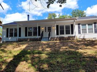 103 Heavenly Ln, Stuart, VA 24171