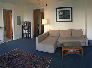 4423 Walnut St APT 2, Philadelphia, PA 19104