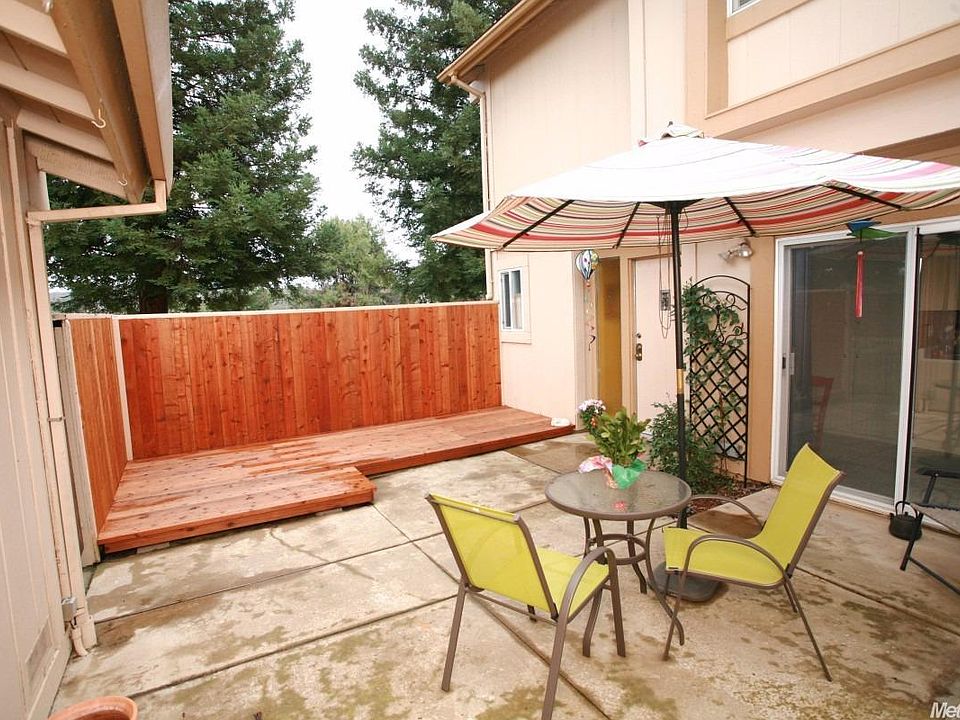 1st image of 3257 Amethyst Dr