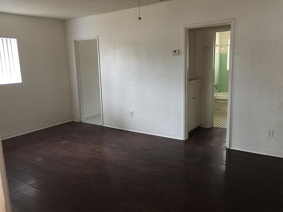 3rd image of 4334 N 15th Ave APT A