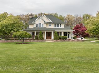 16166 Rustic Ln, Vicksburg, MI 49097