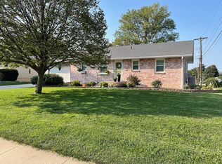 1004 Darwin St, Beatrice, NE 68310