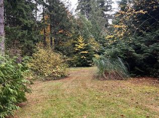 11180 Skinner Rd NE, Bainbridge Island, WA 98110