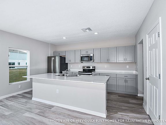 Catalina - SoHo Chic Interior