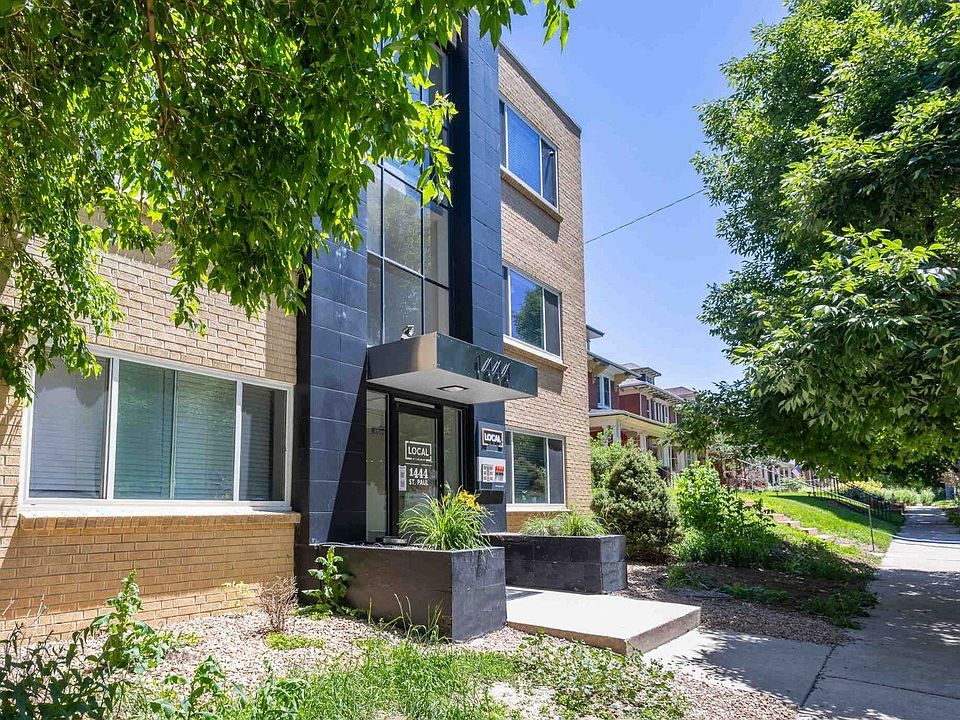 Neighborhood style building perfect for those looking for a home style apartment