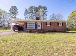260 Phillips Dr, Savannah, TN 38372
