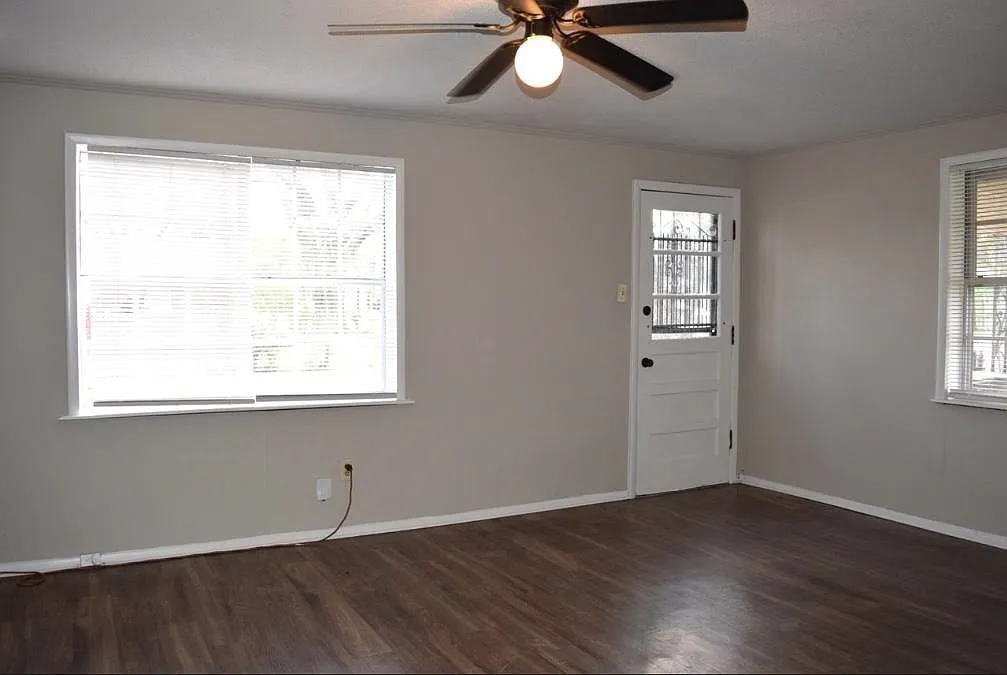 4 bed, 2.0 bath, $1,255 — Photo 4