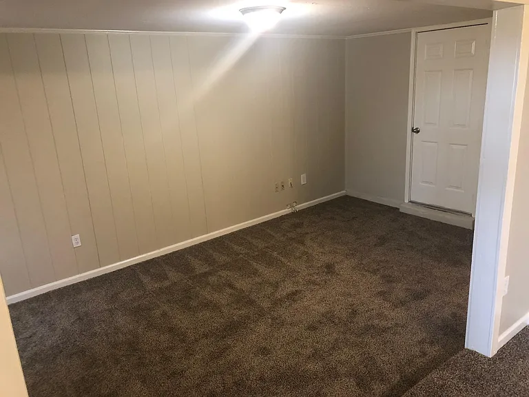 132 Woodfern Cv — Photo 6