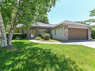 422 Eastern TRAIL, Mukwonago, WI, 53149