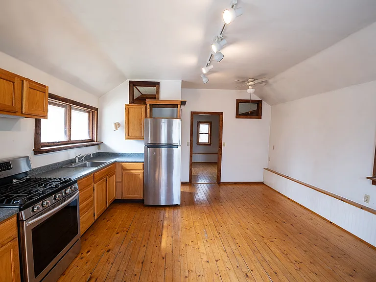 481 Sand Rd — Photo 4