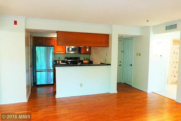 1524 Lincoln Way #311 — Photo 6