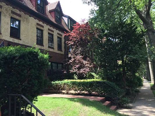 Rented by Daniel Gale Sotheby's International Realty | media 20