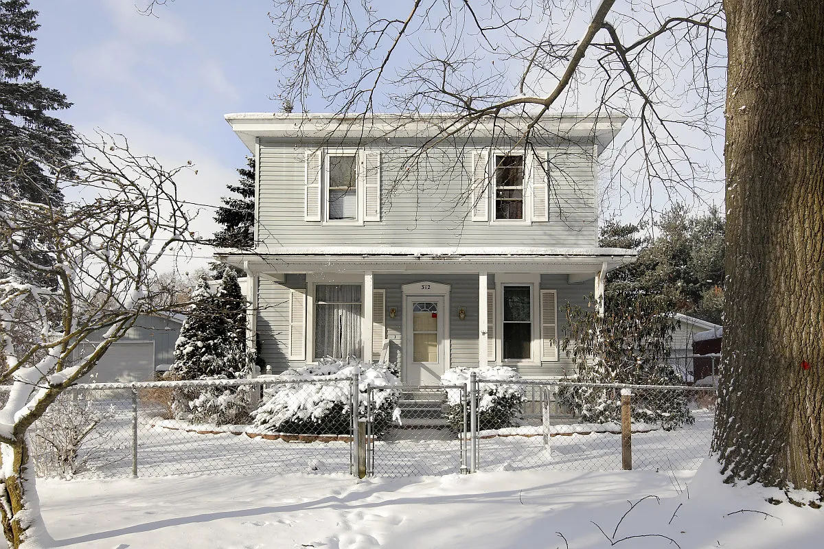 312 N Grant Ave photo 1