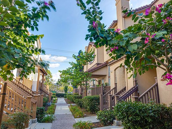 4th image of 10272 Wateridge Cir Unit 233