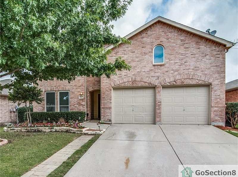 1st image of 1227 Mockingbird Dr