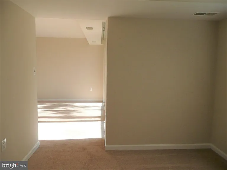 1520 Northgate Sq #11B — Photo 13