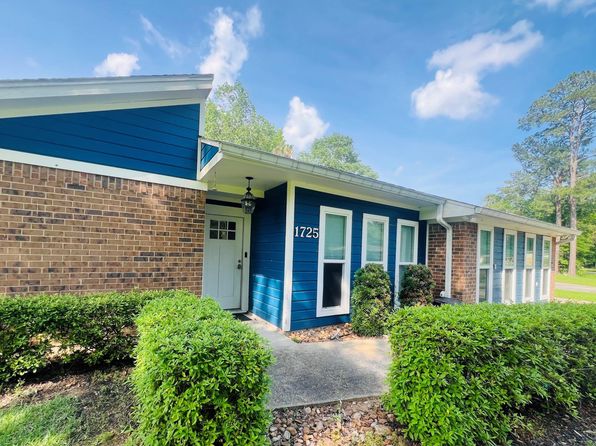 1725 S Timberlane St, Vidor, TX 77662