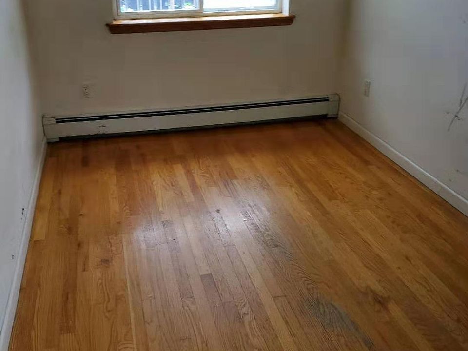 1st image of 5913 136th St #1