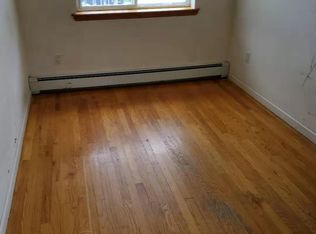 5913 136th St #1, Flushing, NY 11355