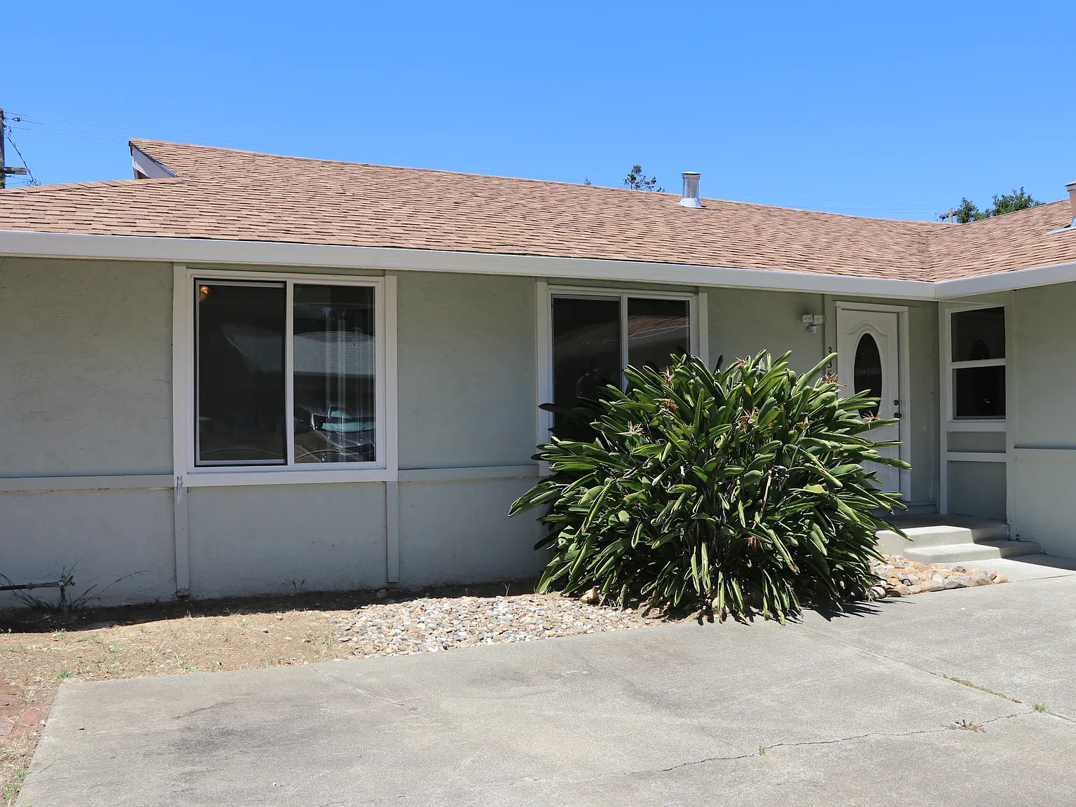 3 bed, 1772 sqft, $3,200 — Photo 4